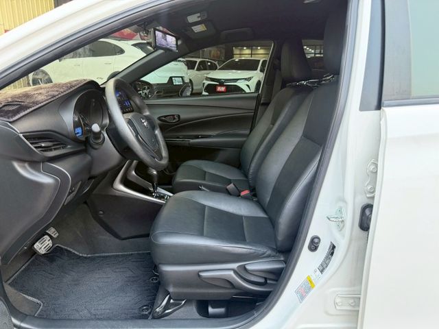 原鈑件 女用車 僅跑3萬多公里 經典版 15吋雙色鋁圈 雙安 ABS 加裝安卓大螢幕 前後錄電子後視鏡 LED大燈  第8張相片