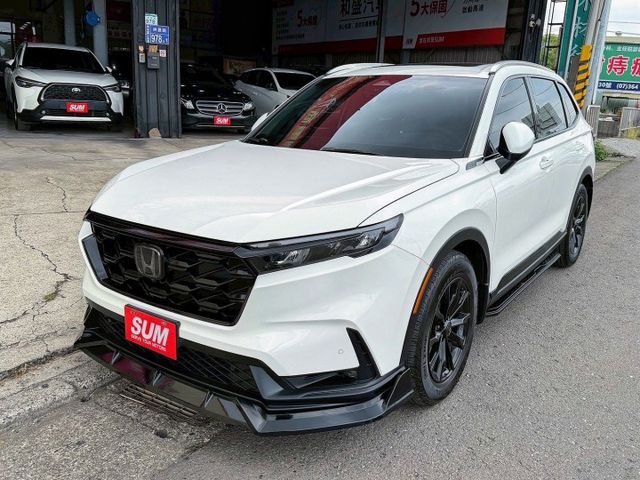 頂規Prestige 有跟車 全景天窗 Bose音響 電尾門 盲點 環景 衛星導航 CarPlay LED大燈 空力套件  第1張相片