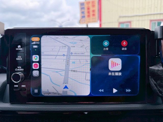 頂規Prestige 有跟車 全景天窗 Bose音響 電尾門 盲點 環景 衛星導航 CarPlay LED大燈 空力套件  第18張相片