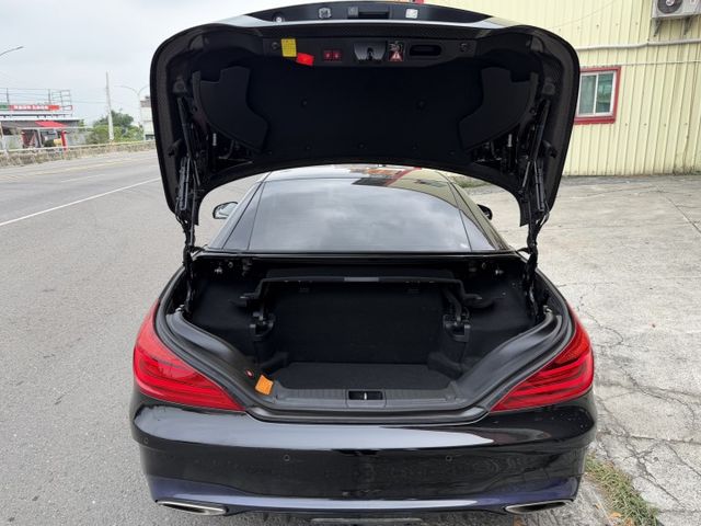 市場稀有 SL400敞篷 新車價700萬 原漆原鈑件 日規滿配 ABC氣壓懸吊 冷熱通風椅 Nappa真皮座椅 腳踢尾門  第5張相片