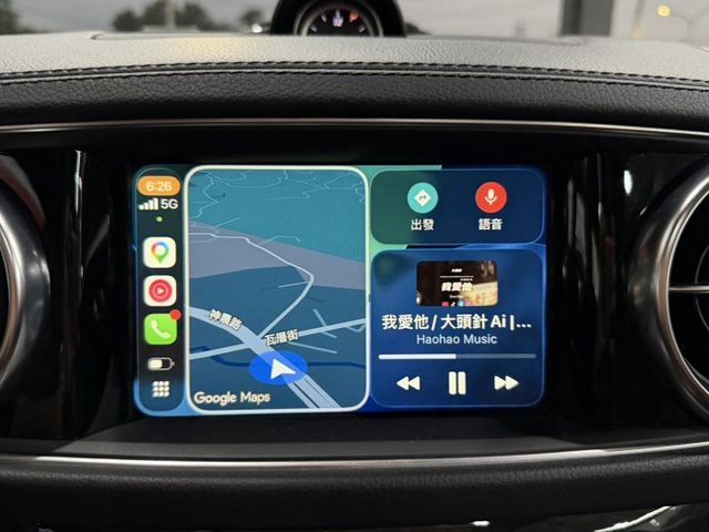 市場稀有 SL400敞篷 新車價700萬 原漆原鈑件 日規滿配 ABC氣壓懸吊 冷熱通風椅 Nappa真皮座椅 腳踢尾門  第13張相片