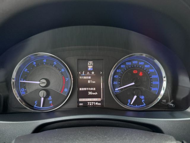 稀有X版 正一手車 空力套件 里程跑少 高階有免鑰匙/摸門 定速 恆溫 半數位儀表 原廠+精裝影音 行車紀錄器 17鋁圈  第6張相片