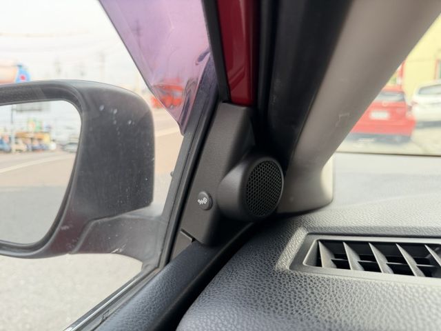 稀有X版 正一手車 空力套件 里程跑少 高階有免鑰匙/摸門 定速 恆溫 半數位儀表 原廠+精裝影音 行車紀錄器 17鋁圈  第9張相片