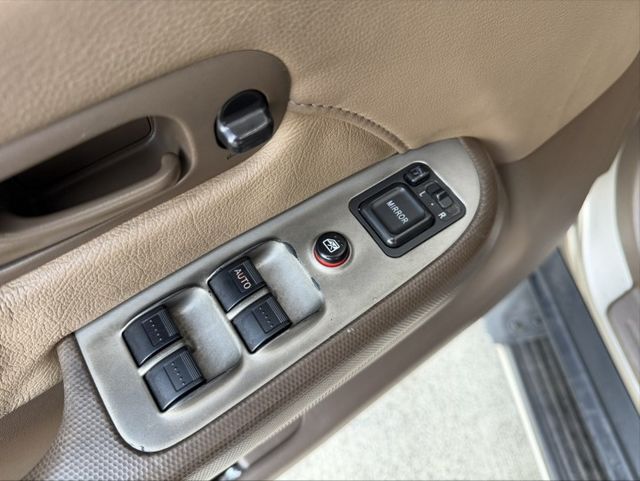 整備中~CRV 2.0 EX 公務人員退休一手車 原鈑件 僅跑15萬公里 電瓶剛換新 無待修 便宜代步車 跑工地也適合  第7張相片