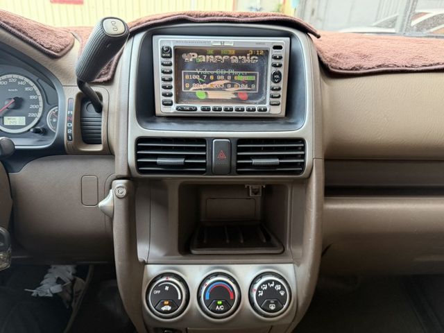 整備中~CRV 2.0 EX 公務人員退休一手車 原鈑件 僅跑15萬公里 電瓶剛換新 無待修 便宜代步車 跑工地也適合  第9張相片