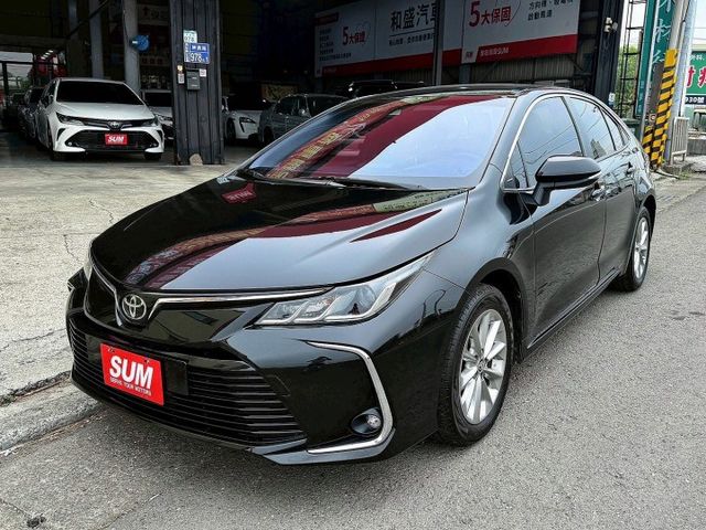 全車原鈑件 里程保證!! 豪華版 有免鑰匙/摸門解鎖 原廠選配270環景 恆溫空調 ACC跟車系統 多功能方向盤  第1張相片