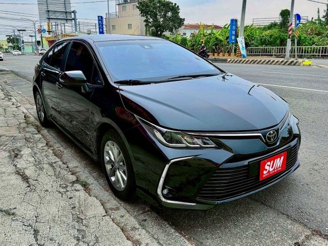 全車原鈑件 里程保證!! 豪華版 有免鑰匙/摸門解鎖 原廠選配270環景 恆溫空調 ACC跟車系統 多功能方向盤  第2張相片
