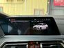 稀有X6 M50i 總代理 一手車 質感紅內裝 5AU 全景 HK音響 22吋鋁圈 M卡鉗 抬顯  電懸 跑排 水晶排檔  第17張縮圖
