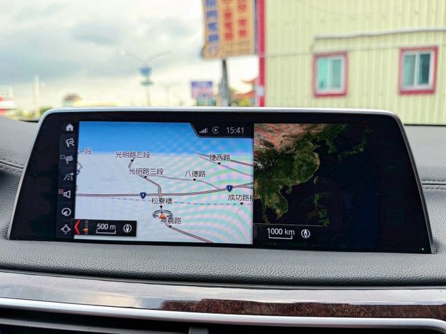 總代理 740Li Luxury 長軸 豪華配置 全景天窗 19吋鋁圈 環景影像 HK音響 CarPlay 四座冷熱椅  第15張相片