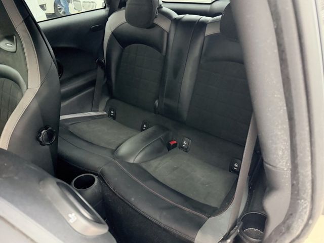 JCW性能版 全車原鈑件 Goo認證 超低里程!!黑車頂 LED頭燈 18吋JCW鋁圈 Work卡鉗 數位儀表 換檔快撥  第6張相片