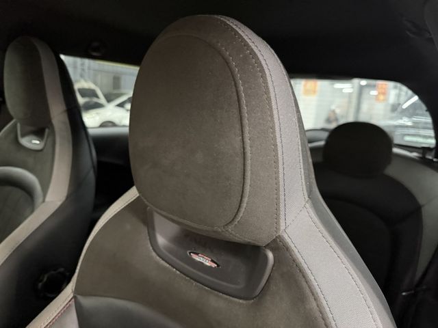 JCW性能版 全車原鈑件 Goo認證 超低里程!!黑車頂 LED頭燈 18吋JCW鋁圈 Work卡鉗 數位儀表 換檔快撥  第7張相片