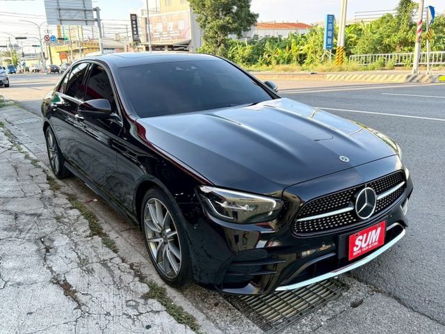 一手車 總代理 E300 AMG 原鈑件原漆 Goo認證 僅跑2萬6 天窗 柏林之音 記憶座椅 全液晶儀表 黑枕木內飾  第2張相片