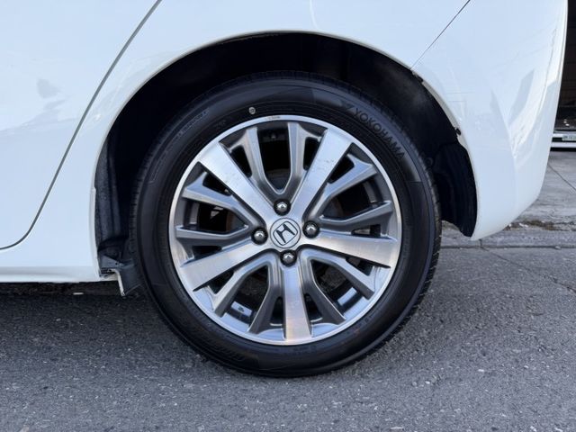 大改款 VTi-S版 原廠16吋鋁圈 換檔快撥 ABS 定速系統 升級安卓機 CarPlay功能 衛星導航 倒車顯影  第6張相片