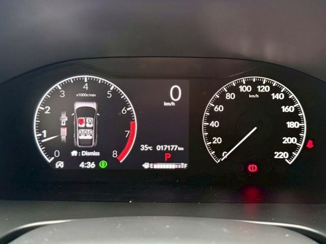 S版 原廠水泥灰 一手車超低里程~僅跑1萬7千公里!!ACC跟車 無線充電版 電尾門 換檔快撥 恆溫 CarPlay  第18張相片