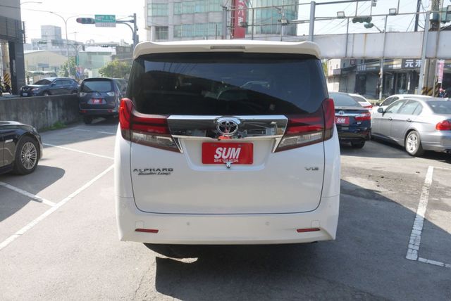 認證車 一手僅跑8萬  頭等艙第二排座椅 左右雙電滑門 TOYOTA ALPHARD 阿發  第5張相片