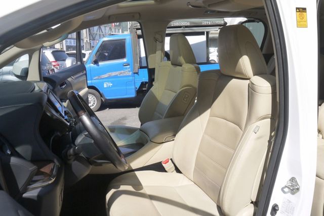 認證車 一手僅跑8萬  頭等艙第二排座椅 左右雙電滑門 TOYOTA ALPHARD 阿發  第6張相片