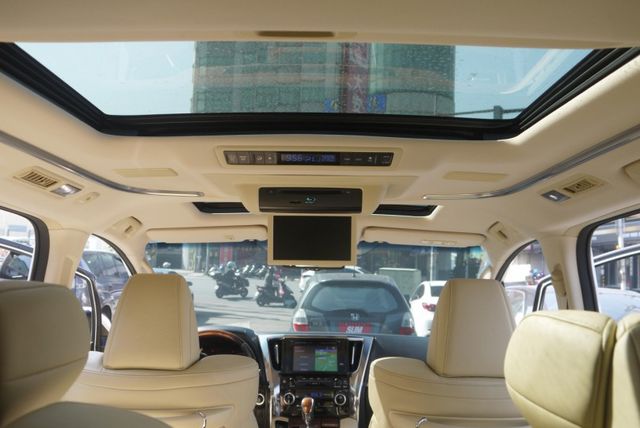 認證車 一手僅跑8萬  頭等艙第二排座椅 左右雙電滑門 TOYOTA ALPHARD 阿發  第14張相片