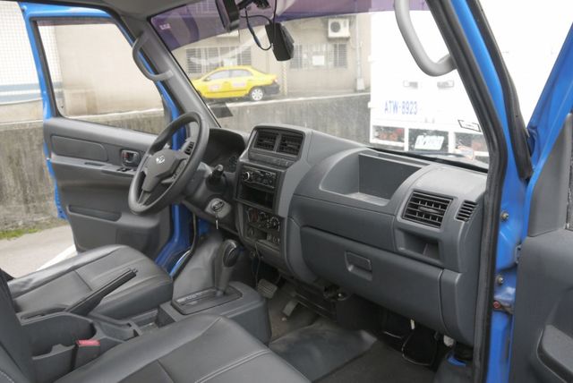 自排 一手車 原廠保養 里程保證 有定速 2021年 菱利 A190 1.5  第7張相片