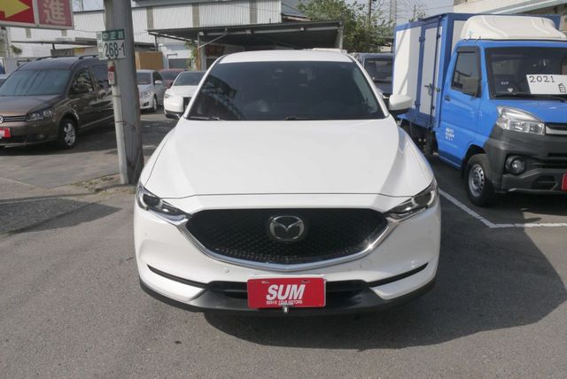 認證車 僅跑3萬 原廠保養 新車價116.9萬 旗艦版 雙前座通風椅 BOSE音響 CX5  第5張相片