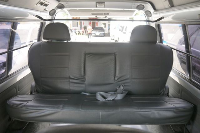 認證車 僅跑3萬 里程保證 一手車 八人座 車況極佳 保證滿意 得利卡廂車 2.4  第9張相片