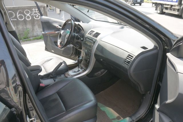 定速 恆溫 胎壓 里程保證 省油 好開 優質好車 ALTIS 1.8  第10張相片