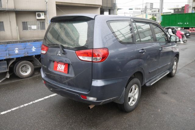 僅跑11萬 里程保證 一手車 有後出風口 電動椅 可改貨車牌 ZINGER  第6張相片