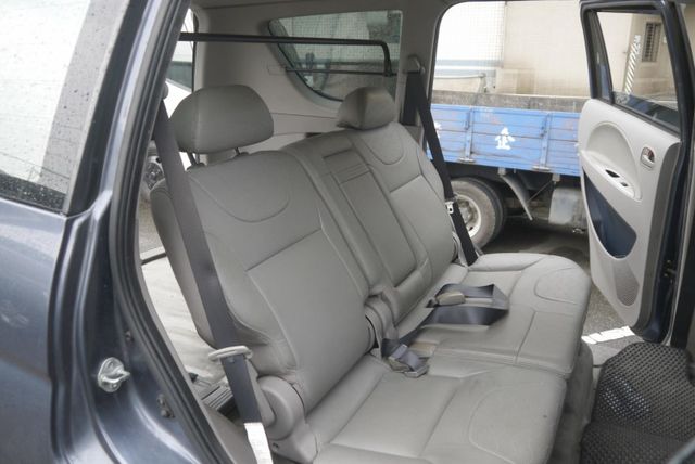 僅跑11萬 里程保證 一手車 有後出風口 電動椅 可改貨車牌 ZINGER  第12張相片