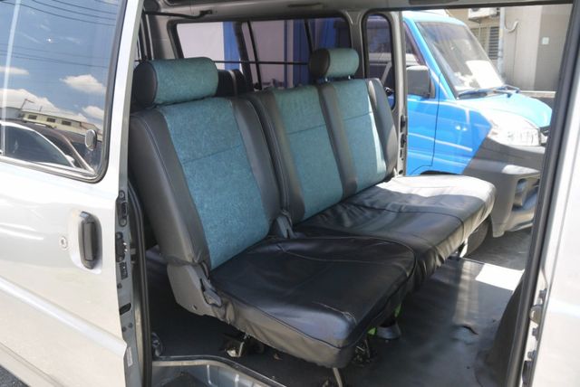 一手車 僅跑15萬 八人座 可改貨車牌 得利卡 廂車 2.4  第9張相片