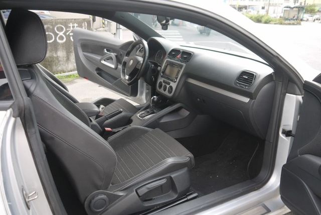 僅跑10萬 里程保證 車況不錯 省油 有力 又有型 SCIROCCO 1.4  第8張相片