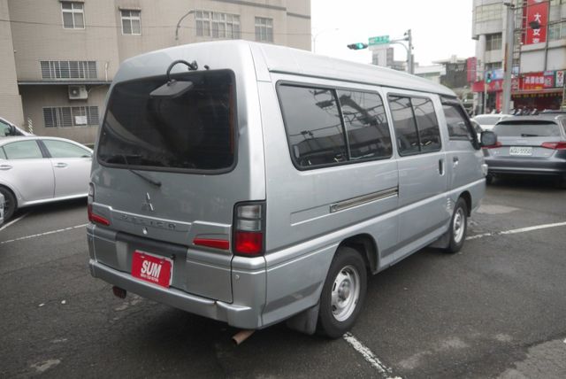 一手認證車 里程保證 8人座 可改貨車牌 得利卡廂車 2.4  第3張相片