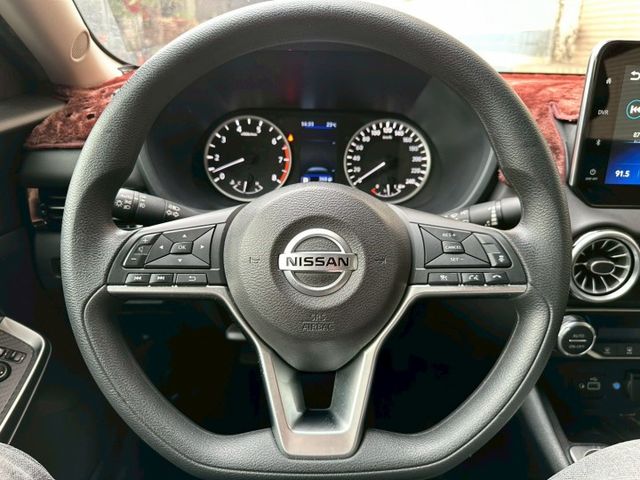 正2022年NISSAN SUPER SENTRA 極低里程僅跑2.8萬  第8張相片