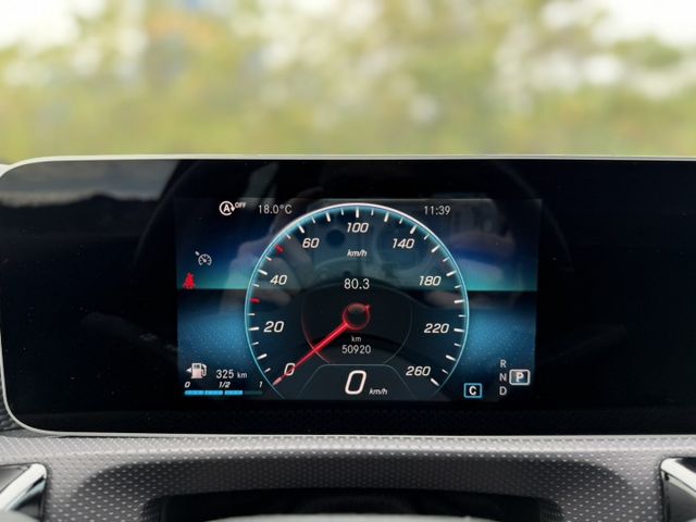 2018 BENZ A200 跑少優質認證車  第17張相片