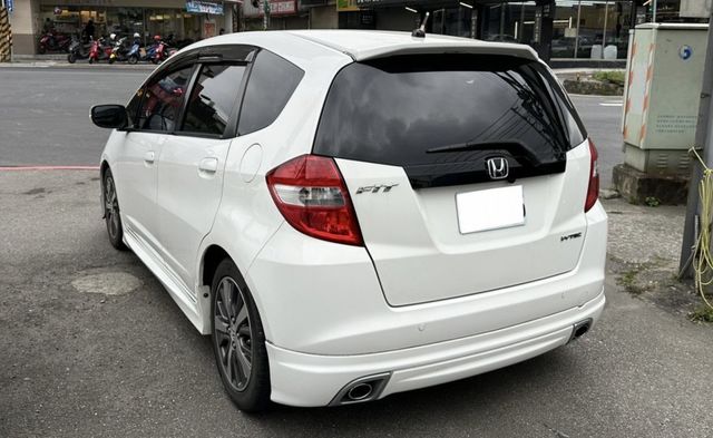 2010年 HONDA FIT 頂級VTIS 認證車車況優  第4張相片
