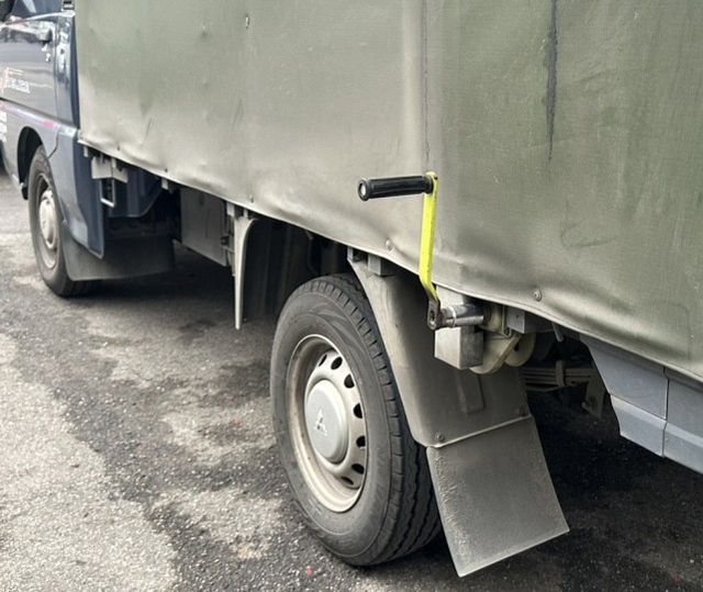 2021年 得利卡貨車 自排 伸縮篷 優質車況  第8張相片