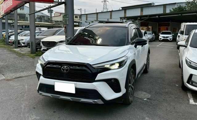 2022 Toyota Corolla Cross GR Sport 油電 極低里程漂亮車~  第1張相片