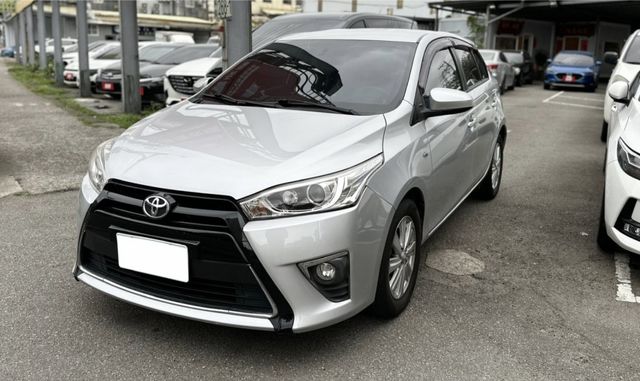 正2017 TOYOTA YARIS 大鴨 低里程僅跑8萬 認證車~  第1張相片