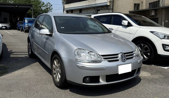 2009 VW GOLF 五代 1.6L 汽油 低里程代步車 僅跑7萬公里  第3張相片