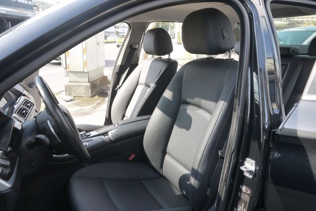 一手車 總代理 柴油 更省油 有力好開 BMW 520D  第5張相片