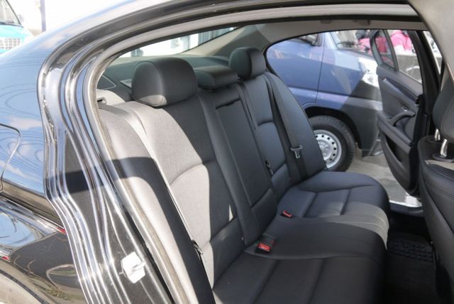 一手車 總代理 柴油 更省油 有力好開 BMW 520D  第7張相片