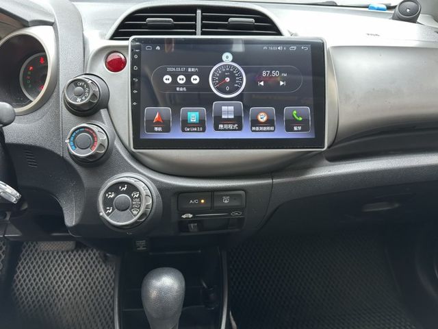2010年 HONDA FIT 頂級VTIS 認證車車況優  第7張相片