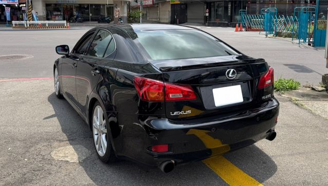 LEXUS IS250 日系進口優質代步車  第4張相片