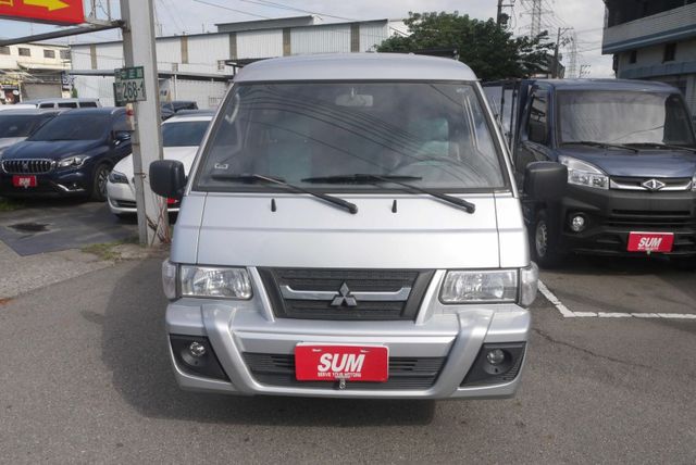 一手認證車 里程保證 8人座 可改貨車牌 得利卡廂車 2.4  第3張相片