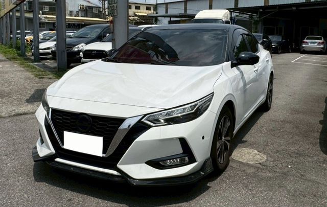 正2022年NISSAN SUPER SENTRA 極低里程僅跑2.8萬  第1張相片