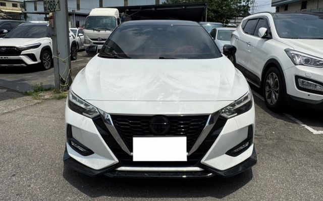 正2022年NISSAN SUPER SENTRA 極低里程僅跑2.8萬  第2張相片
