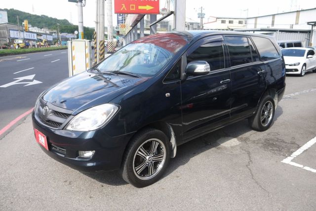 認證車 有保固 後座出風口 皮椅 雙安 露營 載貨皆可 可改貨車牌 INNOVA 2.0  第1張相片