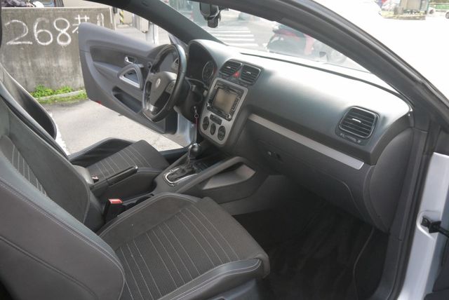 僅跑10萬 里程保證 車況不錯 省油 有力 又有型 SCIROCCO 1.4  第9張相片