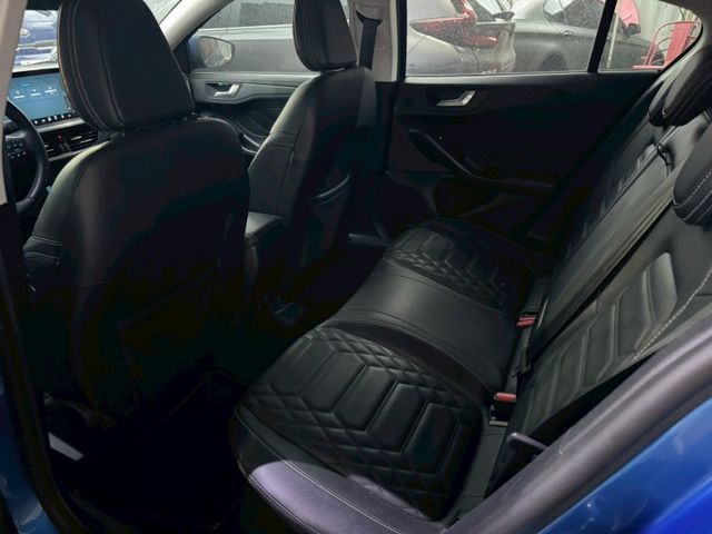 2023 Ford Focus Active Vignale 一手車僅跑2.9萬 原鈑件  第6張相片