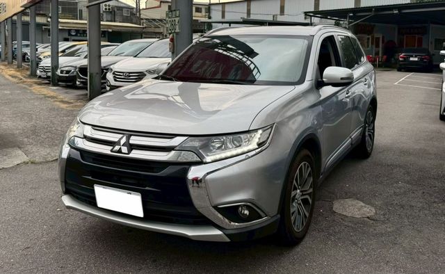 2017 Outlander 一手車 車況極優 認證車  第1張相片