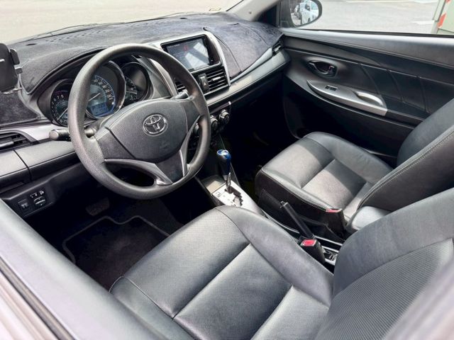 一手車 全程原廠保養維修 四條全新胎原廠更換 車況優質  第5張相片