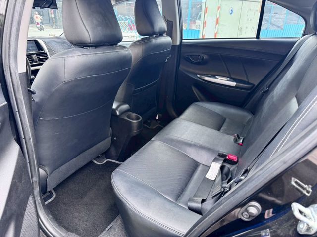 一手車 全程原廠保養維修 四條全新胎原廠更換 車況優質  第6張相片